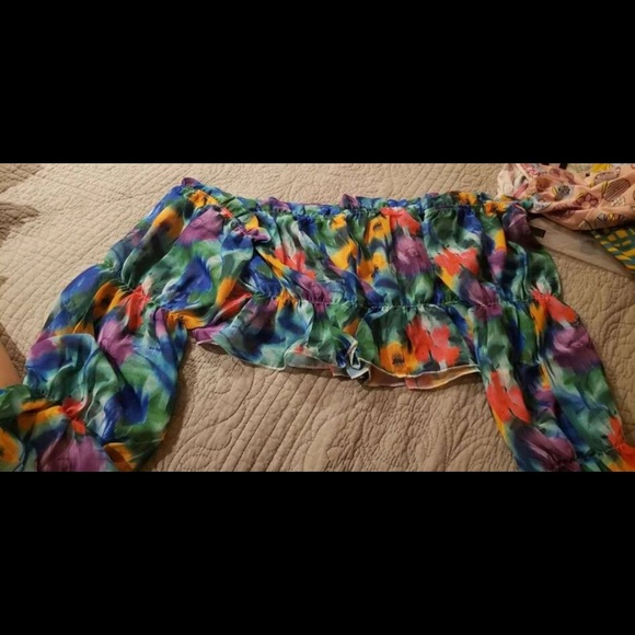 Multicoloured Off The Shoulder Crop Chiffon Top - Picture 4 of 6